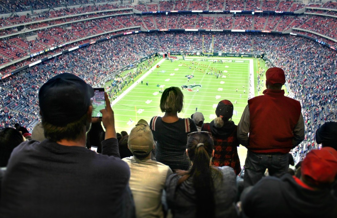 What Makes Kansas City Chiefs Football So Popular in KC?